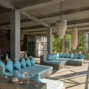 villa-v-uluwatu.hotelsseminyak.net/